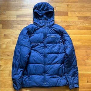 Patagonia Silent Down Jacket Men’s Medium Navy Blue